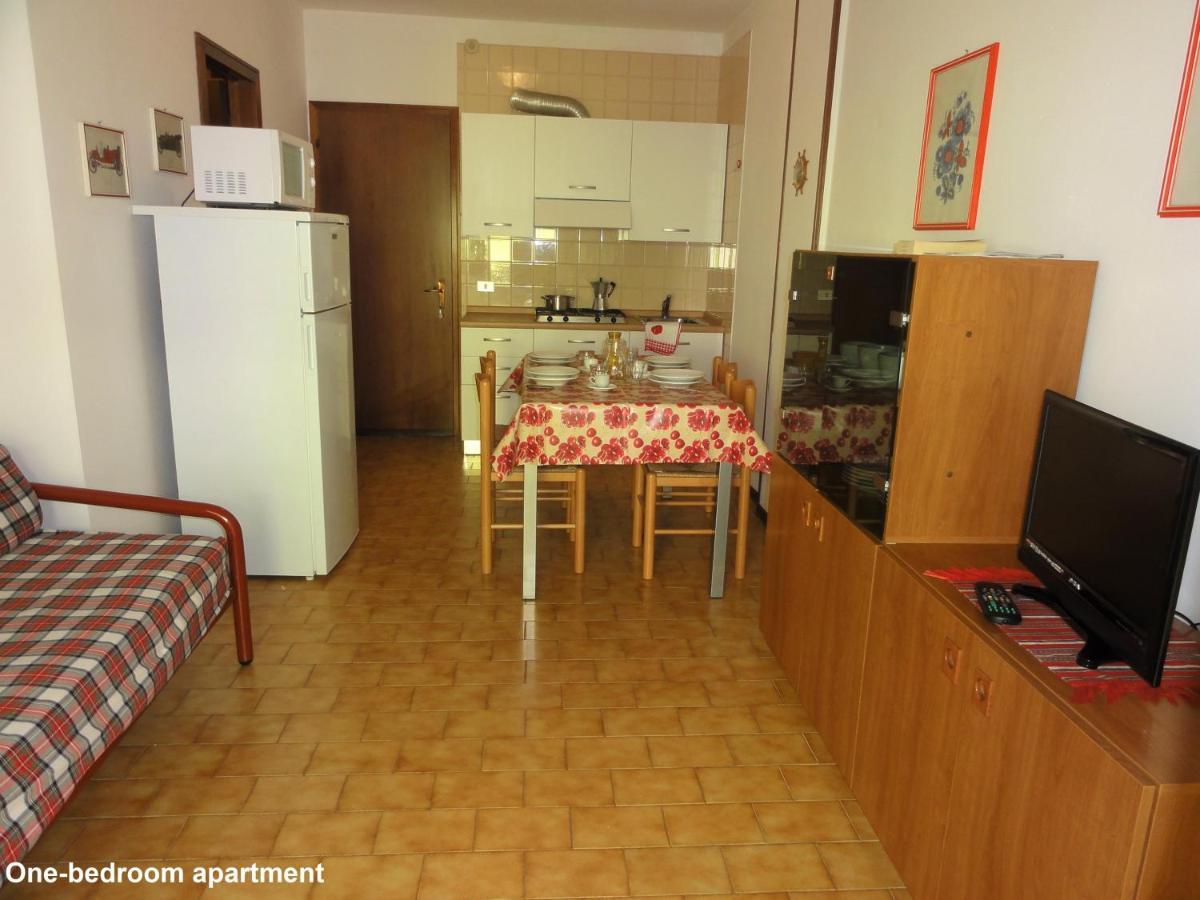 Reji - Appartamenti Bibione Esterno foto