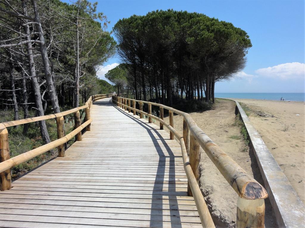 Reji - Appartamenti Bibione Esterno foto