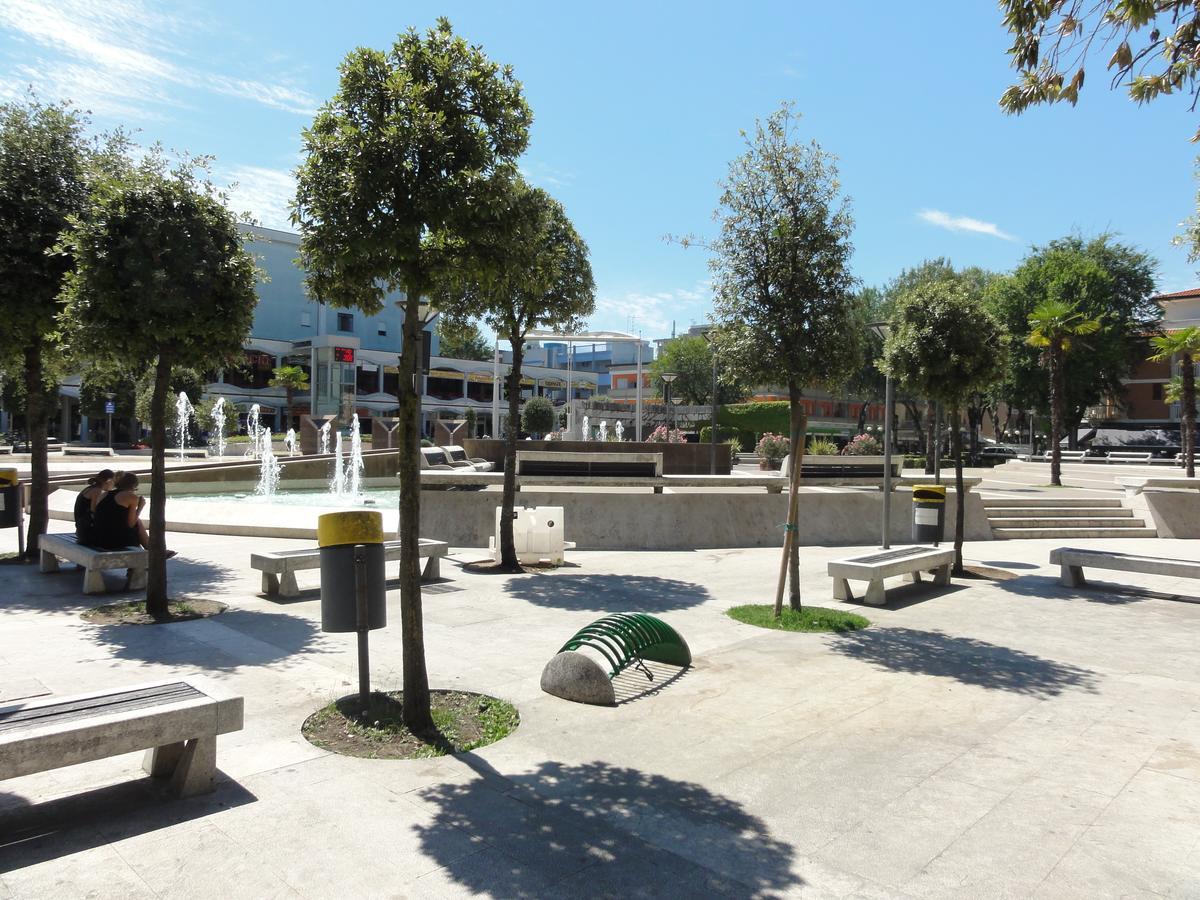 Reji - Appartamenti Bibione Esterno foto